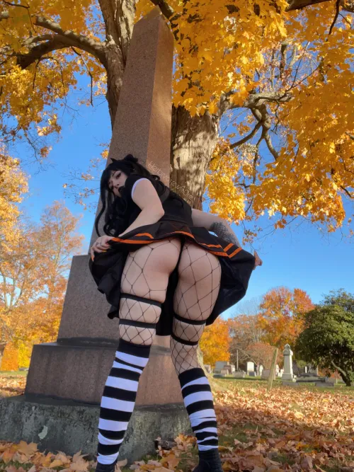 Thumbnail Indulge in a Graveyard Tale by Herbivorewh0re in the gothsluts Category