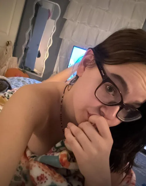 Thumbnail Let Me Be Your New Addiction by guessyoufoundm3 | OnlyFansGirls101