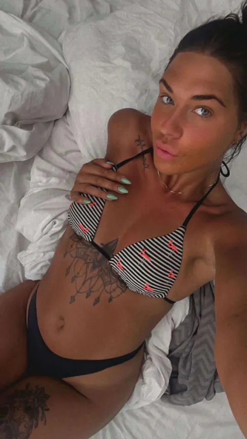 Thumbnail Vill du slita av mig bikinin och knulla mig - Emelieblonde's daring thoughts