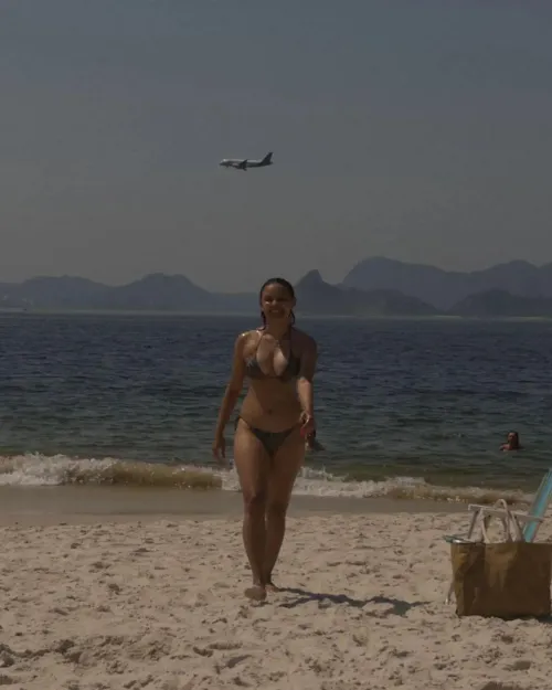 Thumbnail Parading in a Bikini: Summer Vibes with ArgosWallett