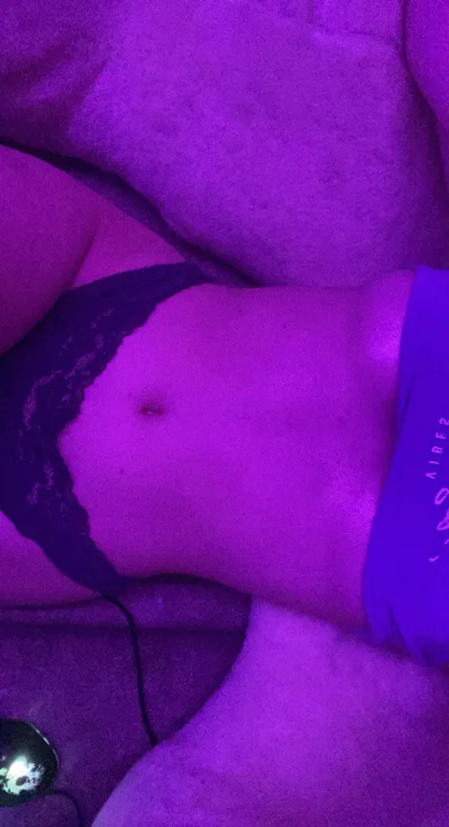 Thumbnail Are Your DMs Open for Free Nudes by Lunahomealone | OnlyFans101