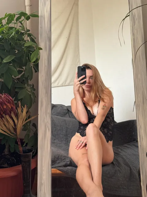 Thumbnail Vintage Nightgown Appeal in MirrorSelfie by cc_princessxx