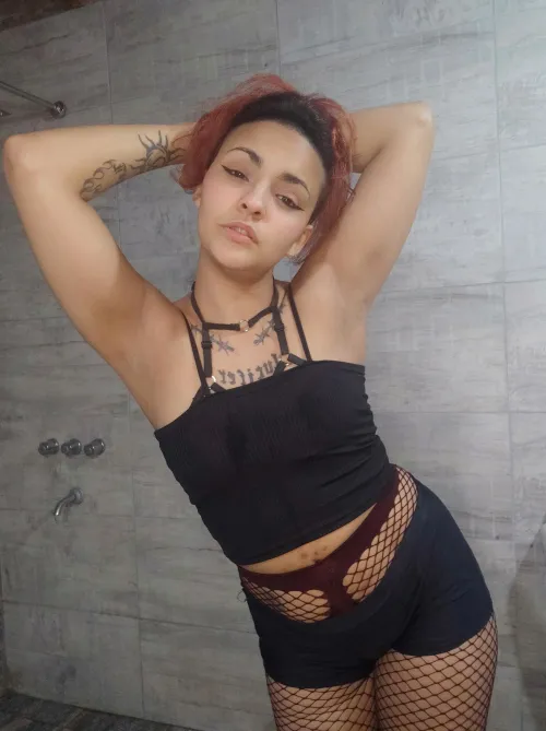Thumbnail Irresistible Urge: LesaLaTeresa's Call for Armpit Licking