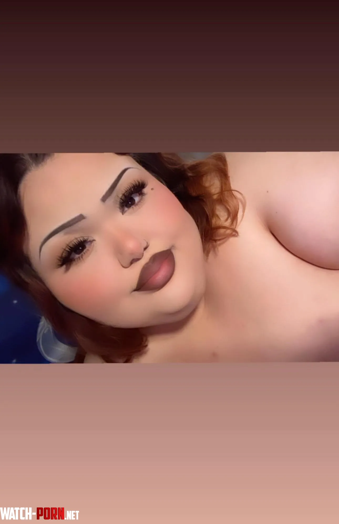 Hey everyone  hmu babes 54 Latina 690lbs by lovemehateme54