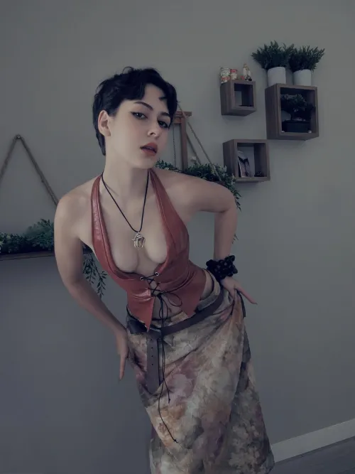 Thumbnail Busting Out: The Exciting New Article by Ariya3D | shorthairchicks