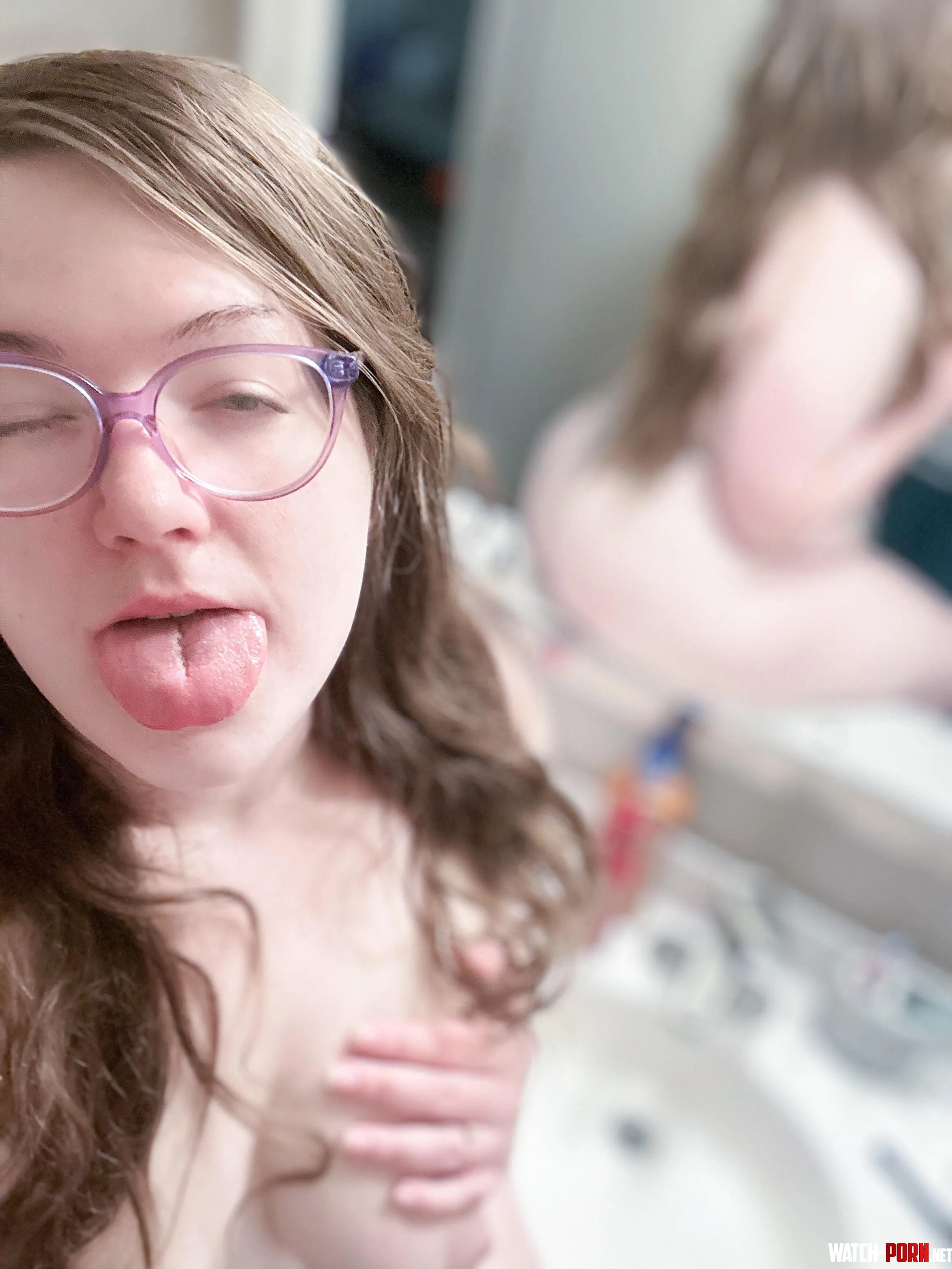 The face of a girl who took too much NyQuil for 2pm by hentaihunni69