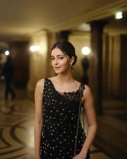 Thumbnail Ananya Panday's Radiance Shines in PrettyGirls Category by sagar9175