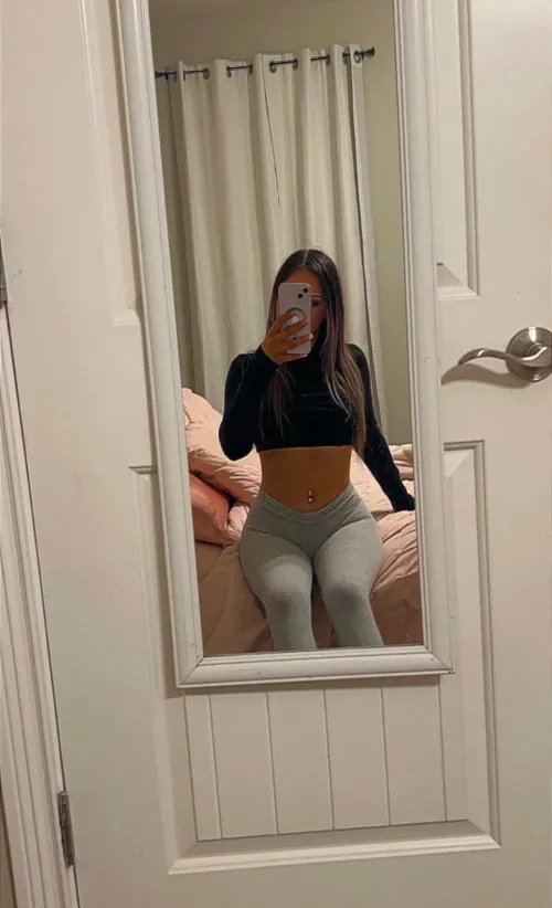 Thumbnail f22 Ready for Fun: Add SweetBreeW on Snap for Excitement! - slutsofsnapchat Invitation