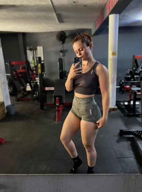 Thumbnail Building a Strong Body Through Hard Work in the ThickFit Community