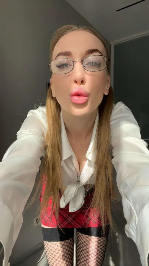 Thumbnail BabySweetestt: Showcasing Cute Puppets in Secretary World