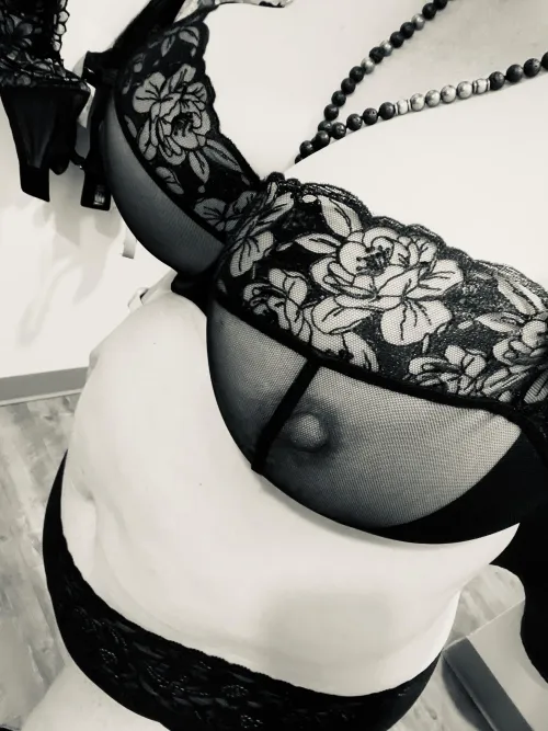 Thumbnail Bra Shopping Fun: Join Sexywifemrk in Selecting the Best in BBW_Chubby