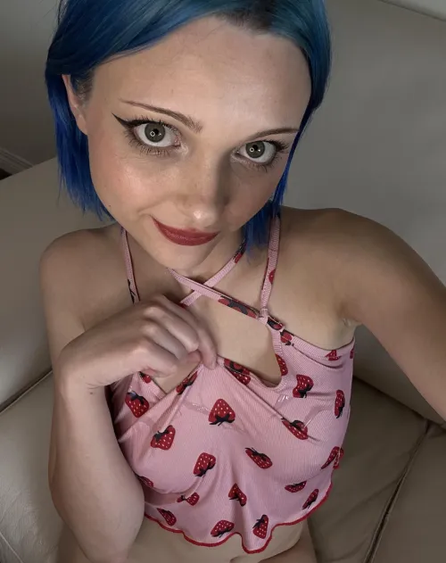 Thumbnail Taste My Strawberry: A Tempting Proposal by _Sonichka | shorthairchicks