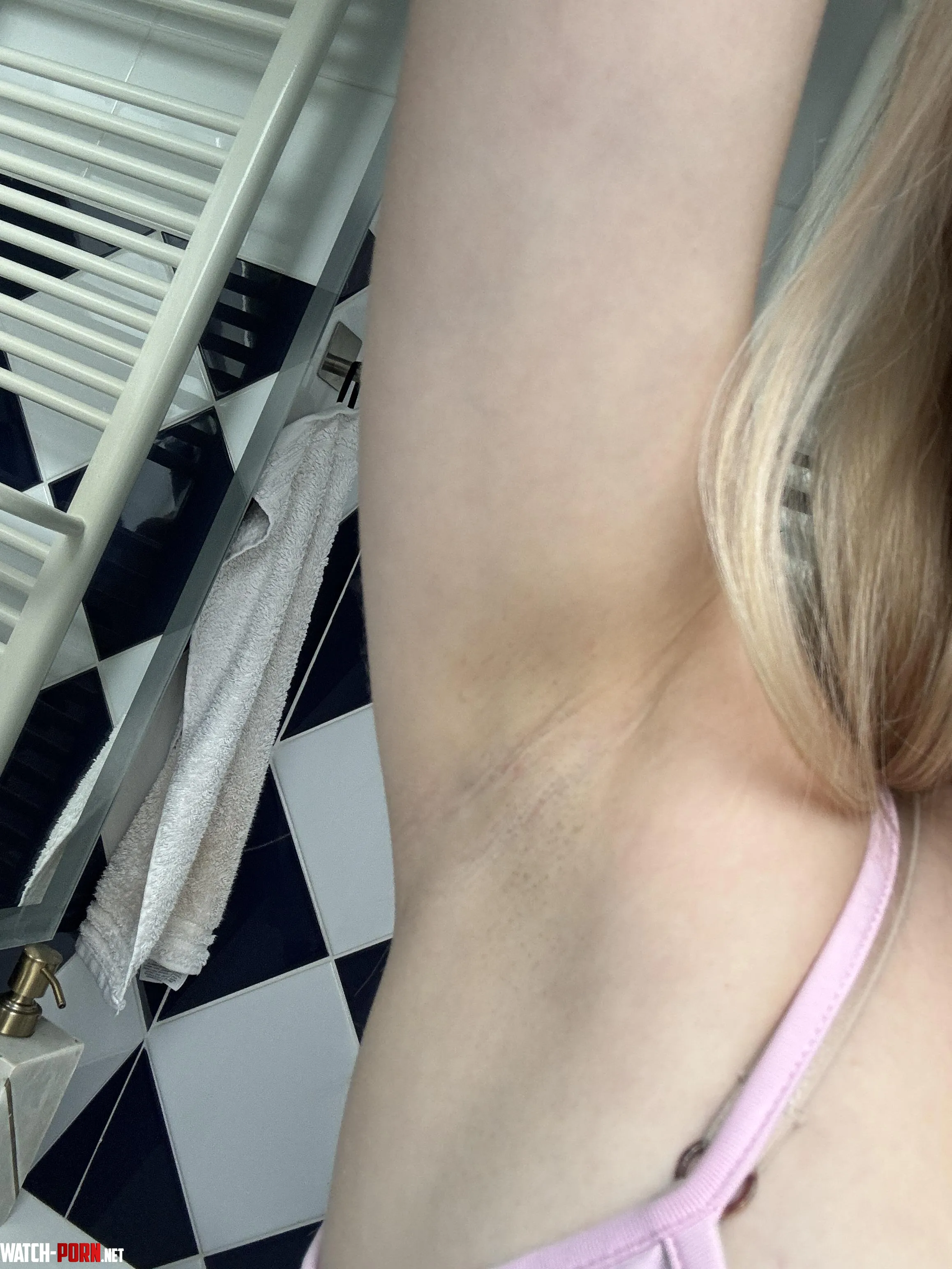 Do you think my armpits are sexy by kiaralhillxo