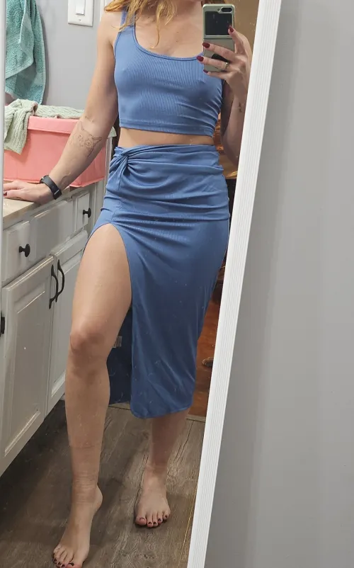 Thumbnail Attract Attention with victoriakathleen's Stunning Tight Dress Look