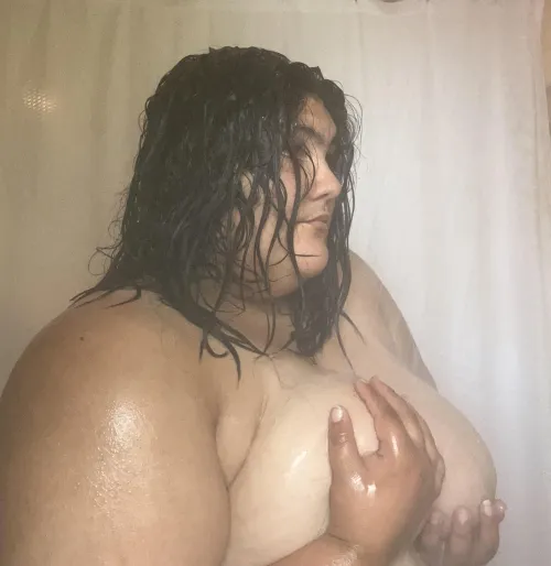 Thumbnail Hot & Wet Shower Antics - Luna_Nytefyre's Alluring Invitation