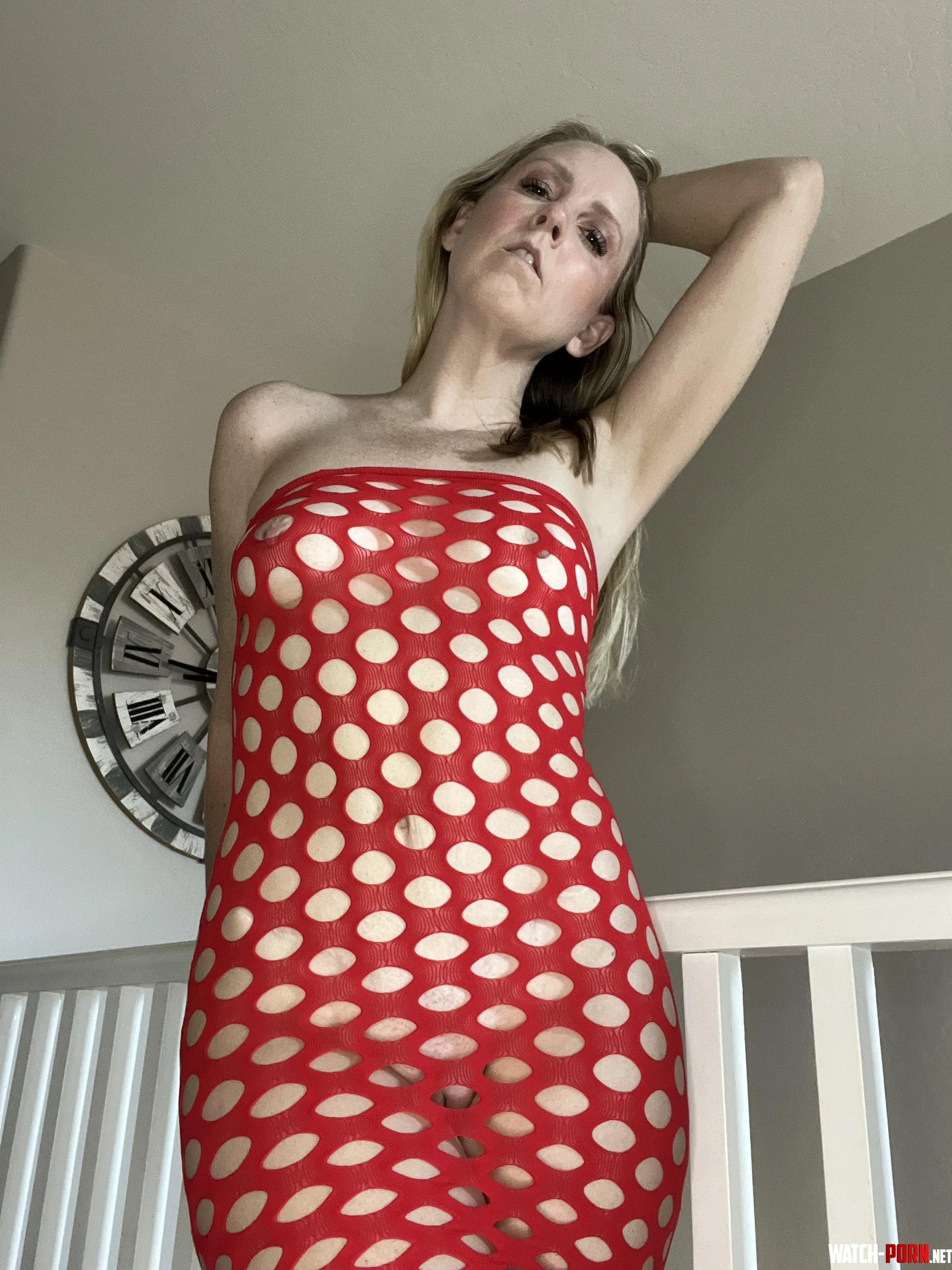 1985 woman here just wondering if my attractiveness has expired by ProfitNeat4010