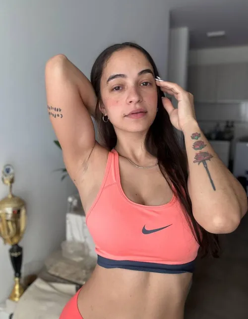Thumbnail Intriguing Confession: Liking Sweaty Armpits by yourriderangel