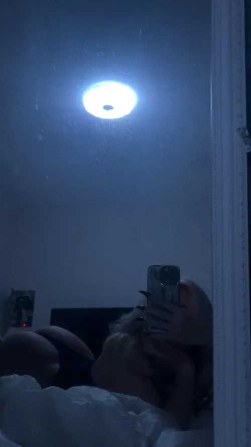 Thumbnail Creampie or Facial? Dive into the Debate with lunahomealone