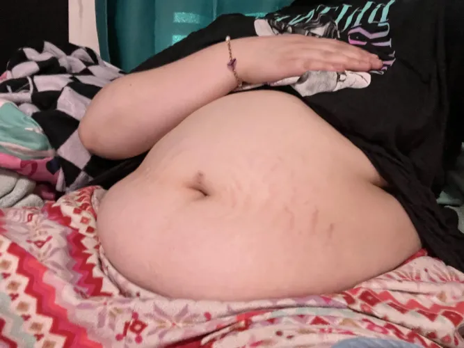 Thumbnail Aftermath of a 2700 Calorie Stuffing Session | Costcoparkinglots