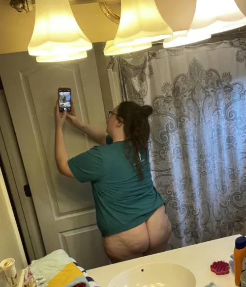 Thumbnail I'm Not Good at Titles so Here's My Ass by Calcipurr13 | BBW Category