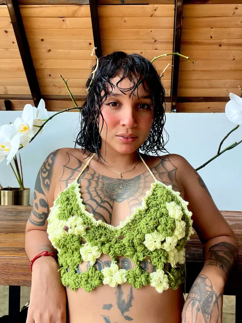 Thumbnail Discovering Beauty Beyond Flowers - OnlyFans101 Musings by BadJasmine1
