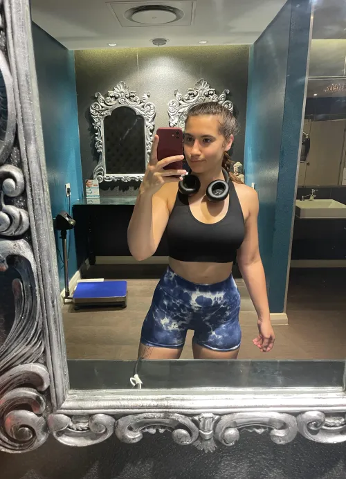 Thumbnail Expectation Query: MirrorSelfie Teaser by sourdoughwomen