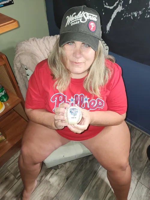 Thumbnail funwithstephannie Cheers BBW Style: Support for the Fighting Phillies