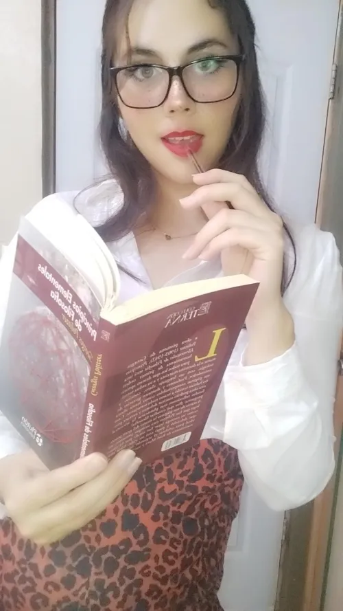 Thumbnail Forward-Signal-6344's Favorite Teacher Revealed - Latina Charms