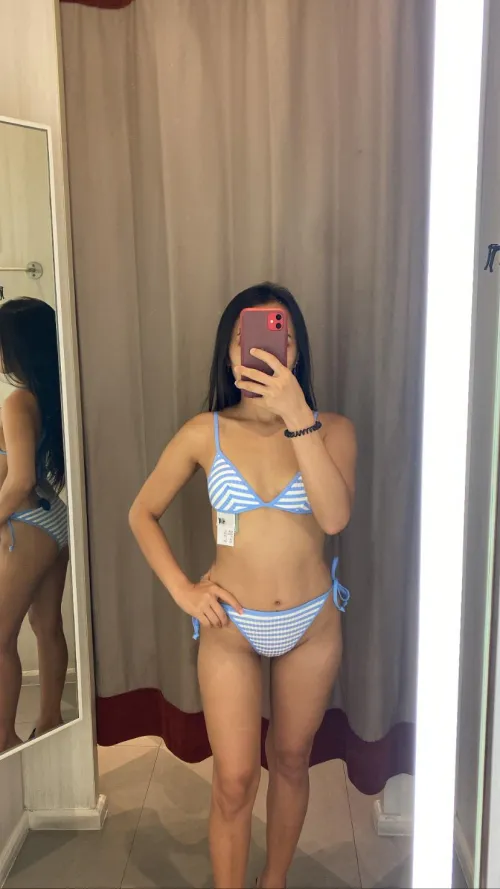Thumbnail Exploring the Trend: 2 Rounds for a Perfect Mirror Selfie | itsariacandy