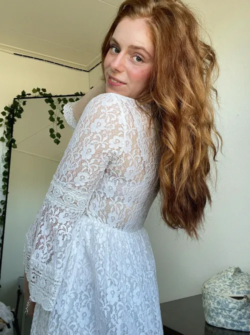 Thumbnail Embrace the Softness: Enter the Realm of Soft Girl Mode | Beautiful_Dish_5881