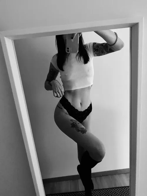 Thumbnail Discovering Smol Wonders with olivia_rundle in xsmallgirls