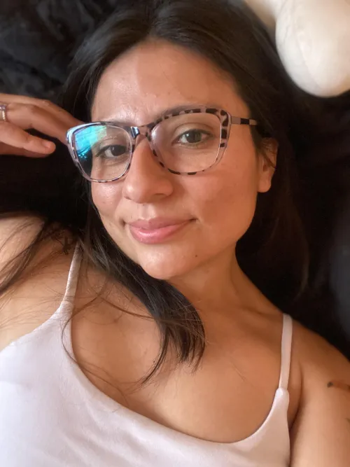 Thumbnail Relaxation Time: Discover Missmisslove25's Tranquility