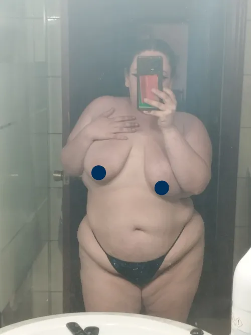 Thumbnail Friday Night Fun: Delve into MizettoAkage's BBW Journey