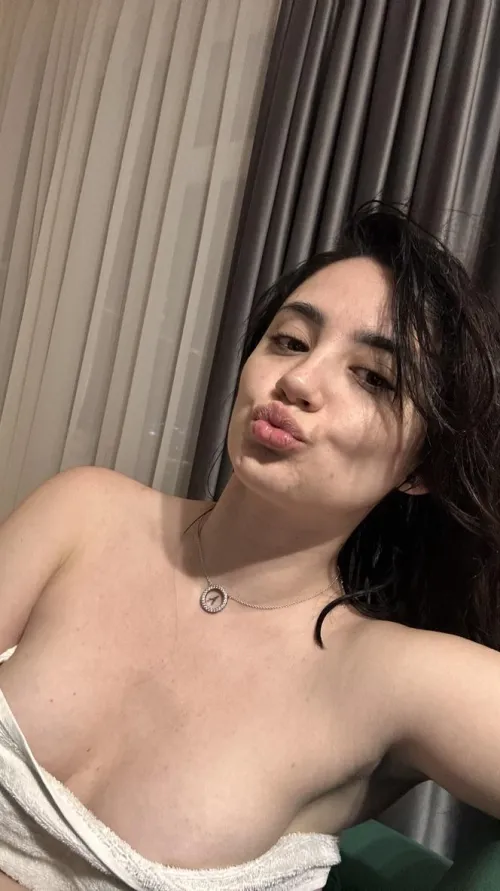 Thumbnail Completely Naked - Want to See? By adriennaava - OnlyFans101 Temptation
