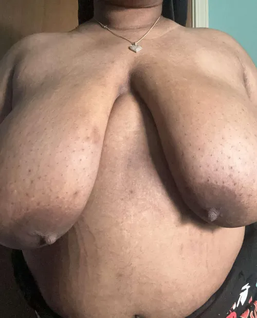 Thumbnail Happy Saturday: Dive into BBW Bliss with TayAleyah