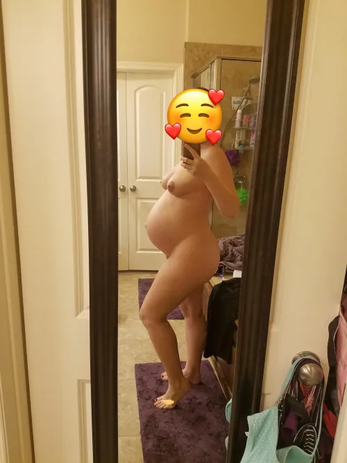 Thumbnail hawk6917 Captures Another Angle of Preggo Beauty