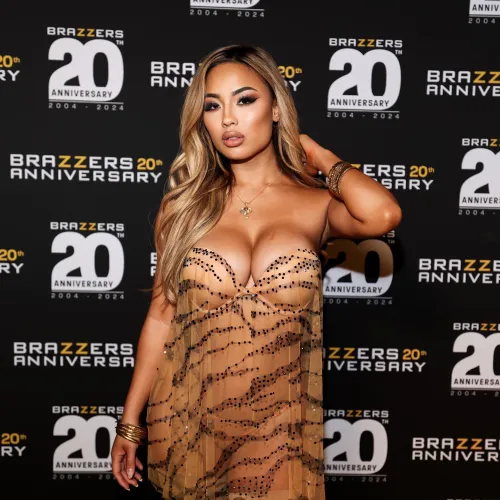 Thumbnail nomaggy Delves into the Allure of Classy Pornstar Kazumi