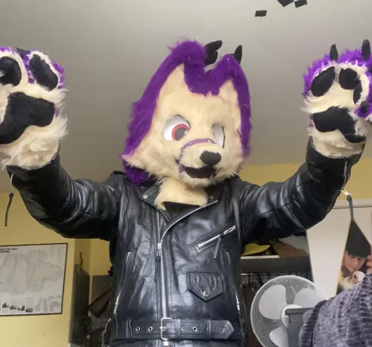 Thumbnail Spread Good Vibes with Hugs 3 from Illuminati8339yt: A Furry Tale