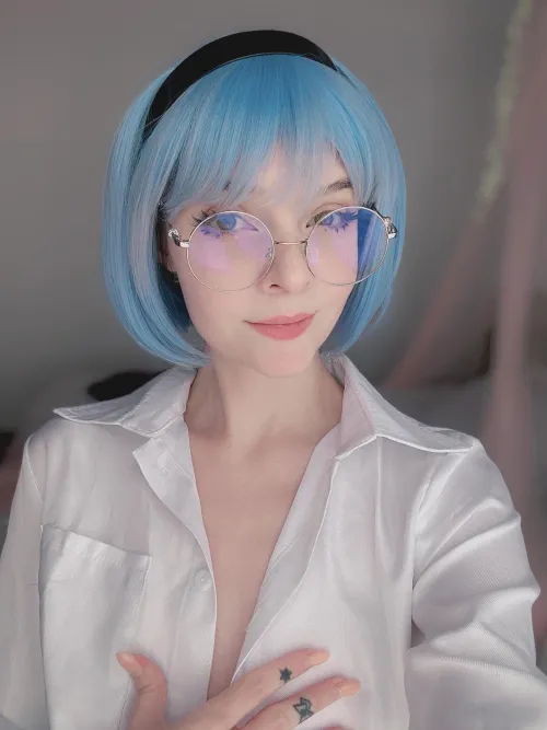 Thumbnail fluffy-Ellie's Nerdy Charm: Unveiling the Adorable_Girls Essence