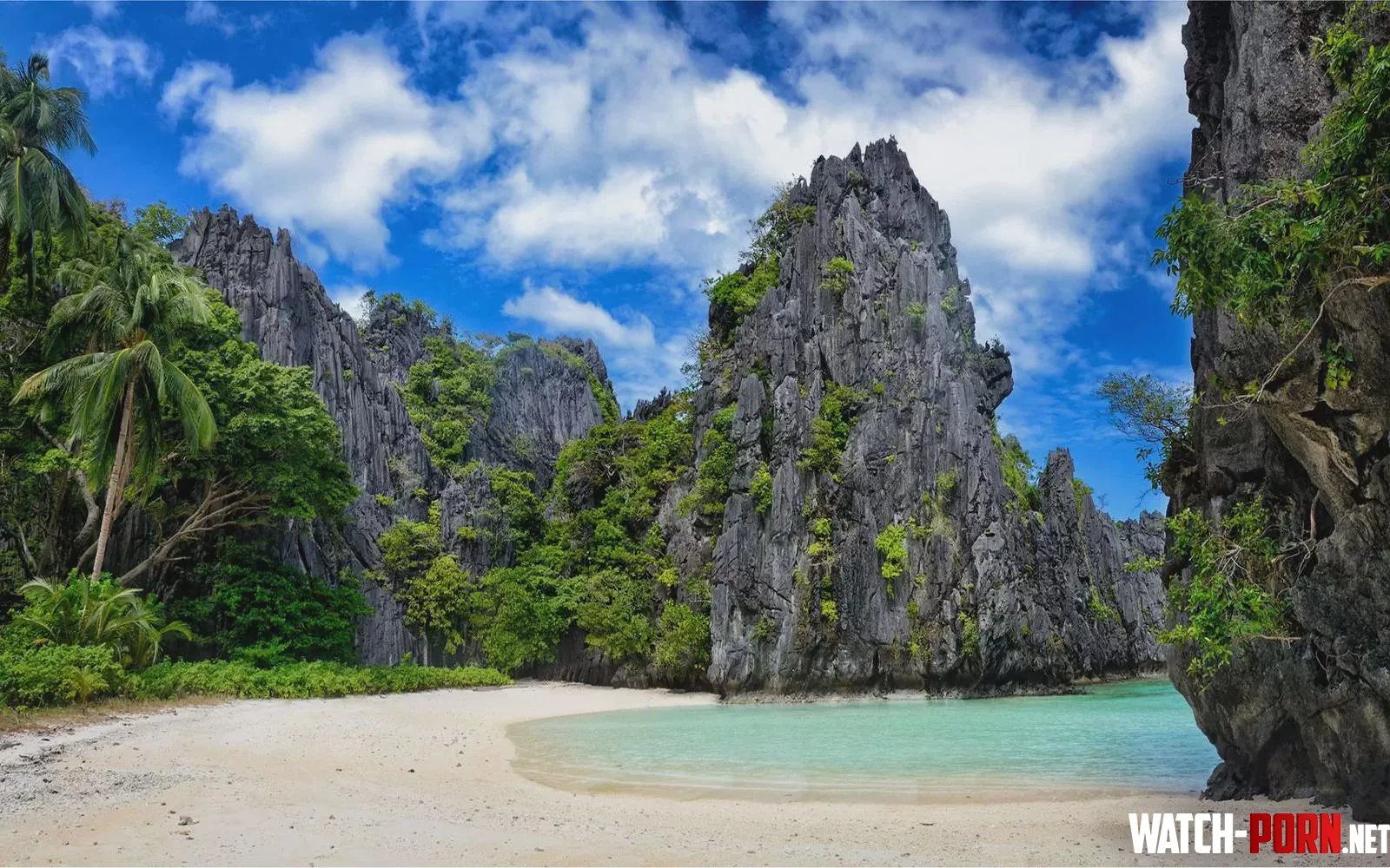 the beauty of El Nido by Hazel_Bees