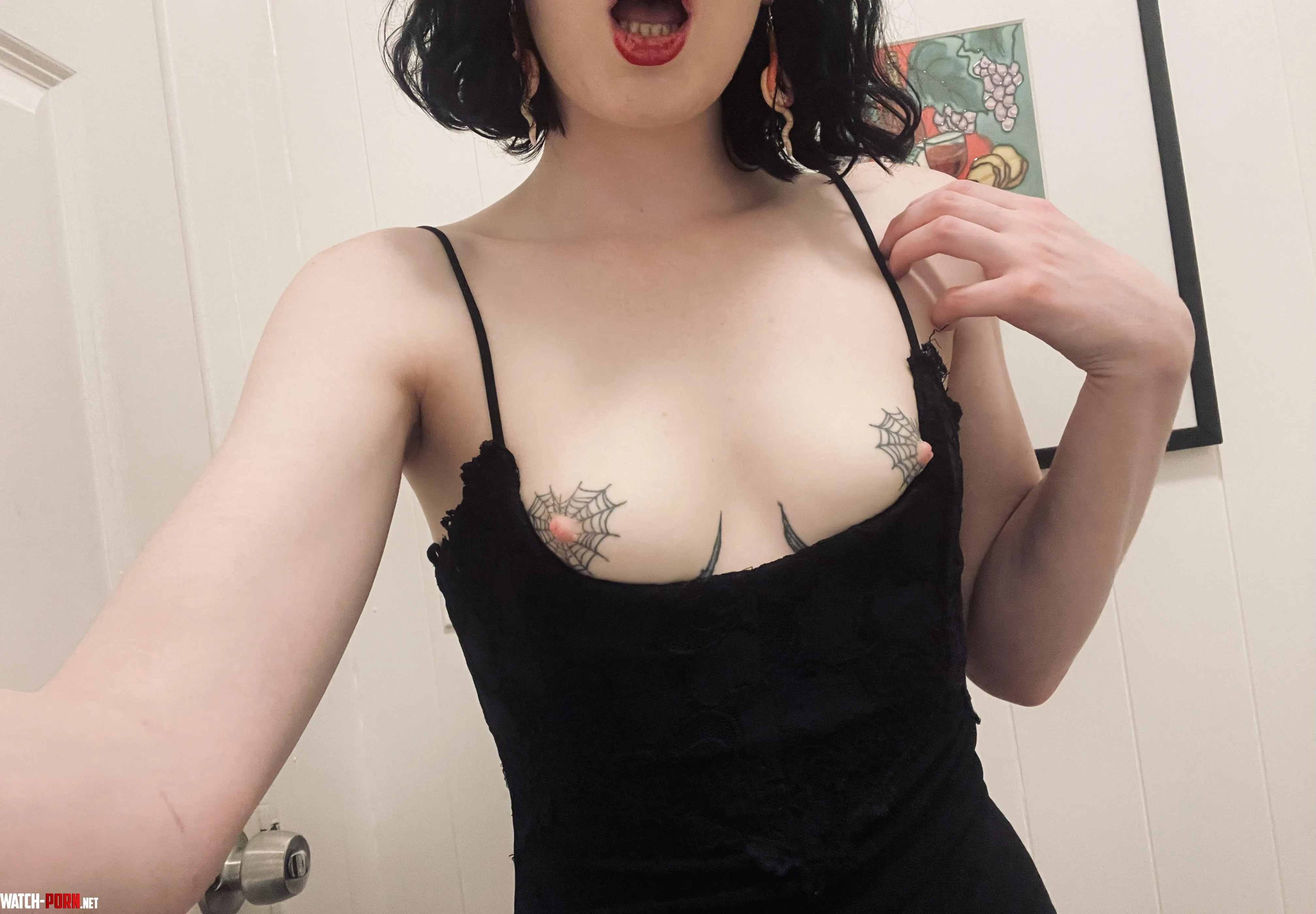 i love a nip slip  by lovelydiagrace13