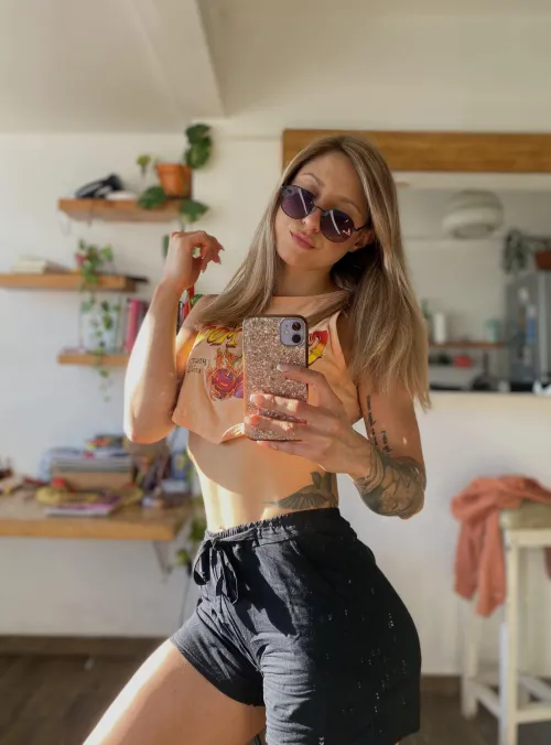 Thumbnail Radiant Beauty in Today's Mirror Selfie by prettyfulcassy