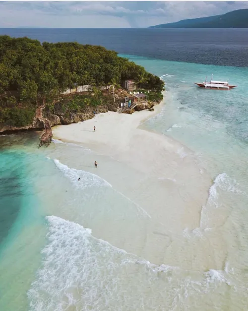 Thumbnail Escape to Sumilon Island's Tranquil Paradise | Outside_Degree107