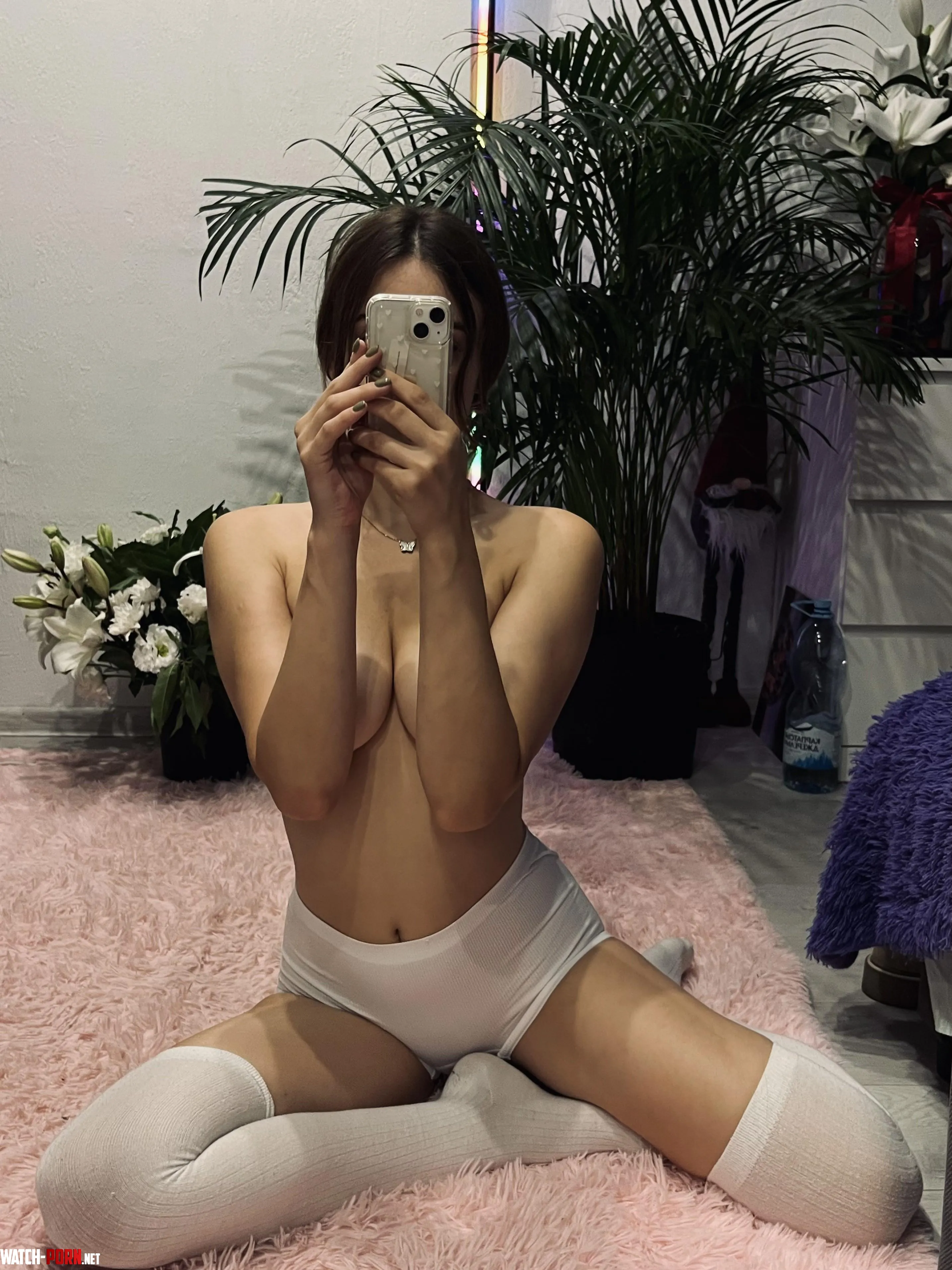 How fast cute 18 yo girl like me can make you horny by themollymoon