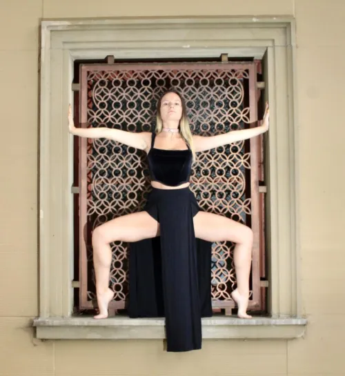 Thumbnail Talent in a Petite Package: Unveiling baby_twirls' Skills