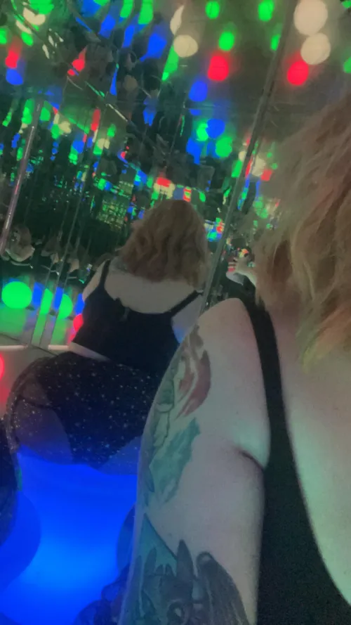 Thumbnail Self-Reflection: Mirror Selfie Moments | Glitteringworm78