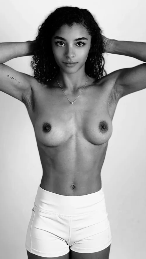 Thumbnail Mischievous Beauty Unveiled - Gonewild18 Revelation