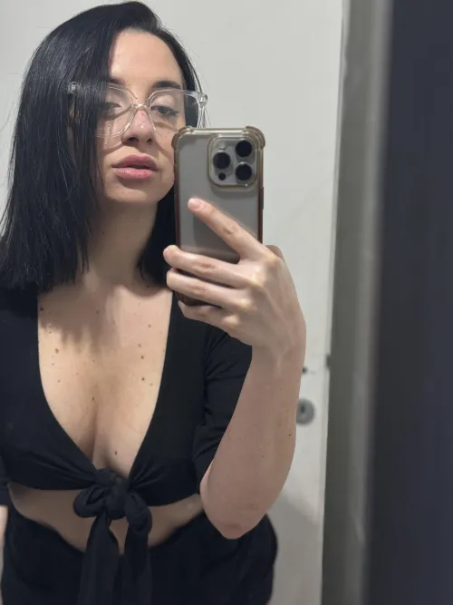 Thumbnail EstefySunnyP's Urgent Plea: Dive into OnlyFans101's Temptation