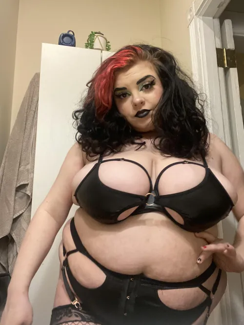 Thumbnail It's My Huge Titties' Birthday - Let's Celebrate! | BBW