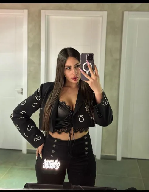 Thumbnail Ladies in Leather Provocation: Ready for Intimate Moments